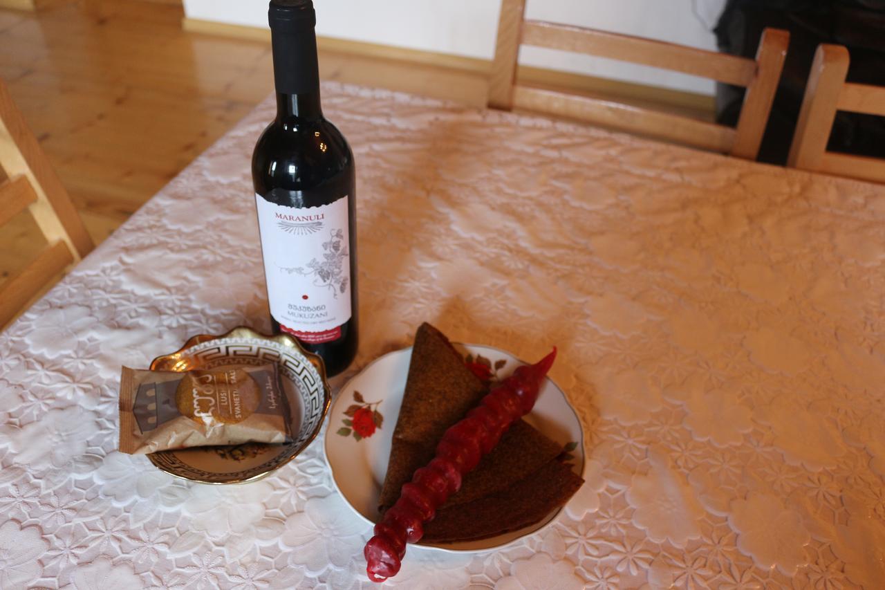 Teo Guesthouse And Camping In מסטיה מראה חיצוני תמונה