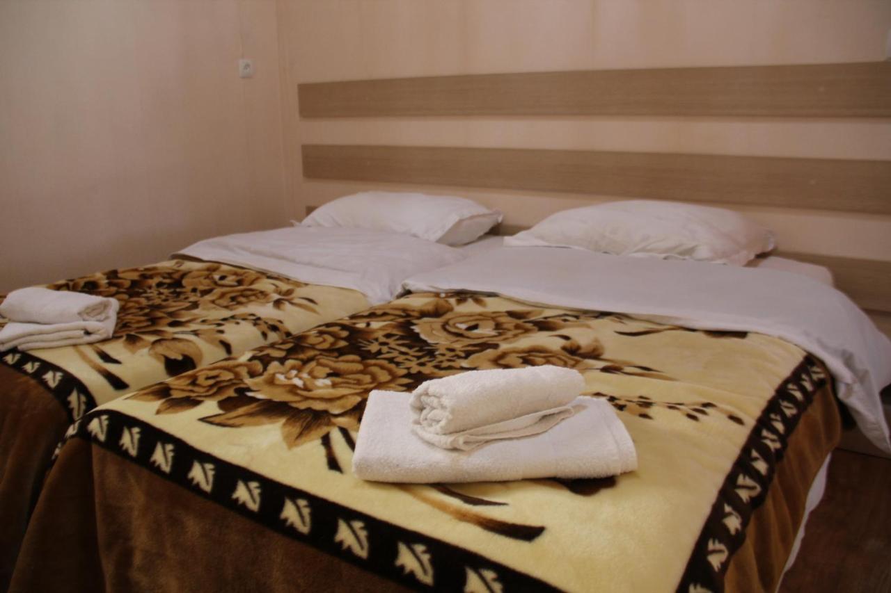 Teo Guesthouse And Camping In מסטיה מראה חיצוני תמונה